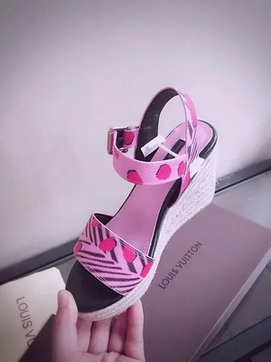 LV Sandals Women--004